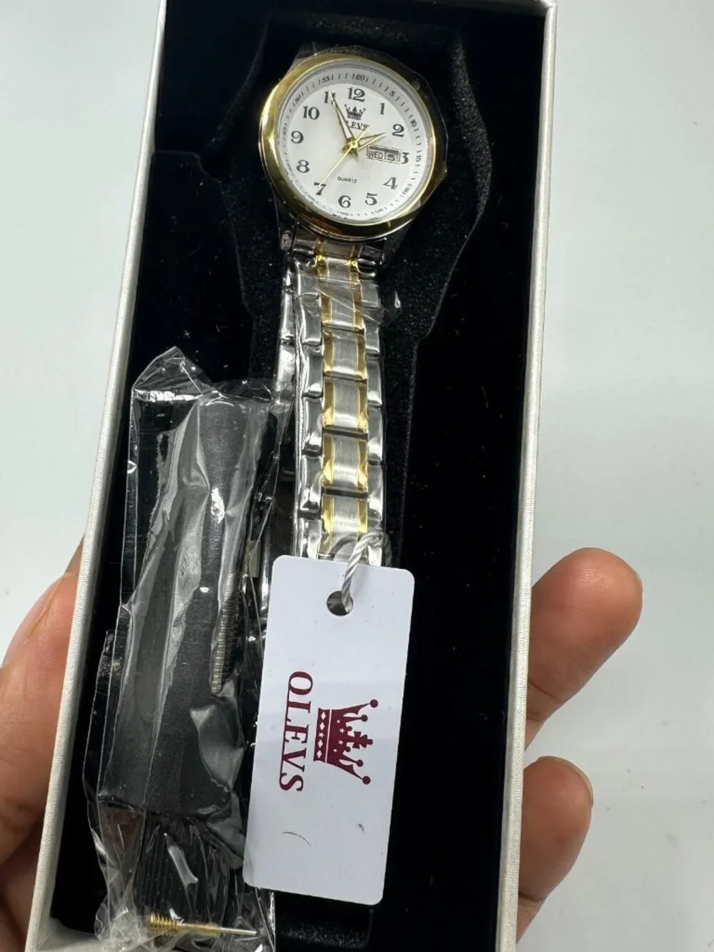 Olevs Watch Women Silver Gold Two Tone Date Window New Battery  7.25